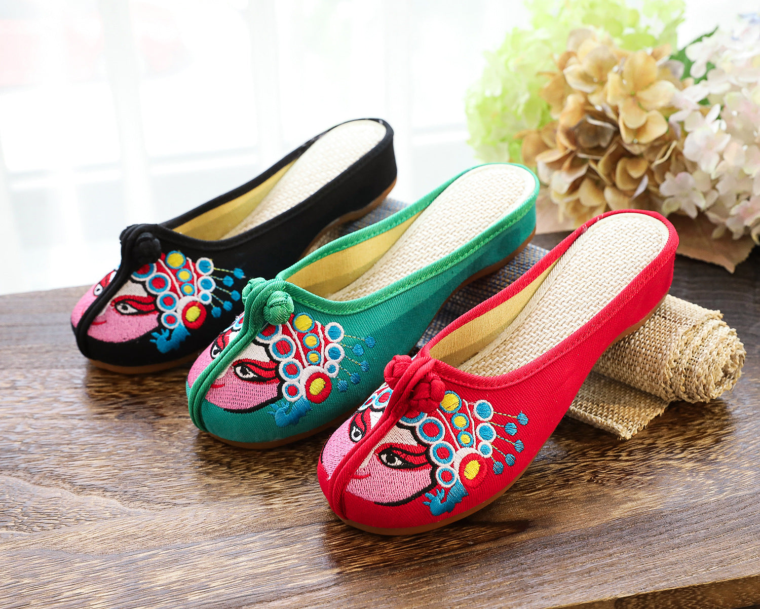 Women's Chinese Style National Essence Facial Makeup Dan Canvas Shoes Newgew