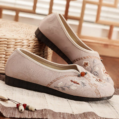 Women's Cloth For The Elderly And Canvas Shoes Newgew