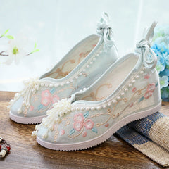 Old Round Toe Red Beaded Canvas Shoes Newgew