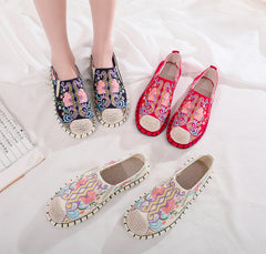 Women's Beijing Cloth Soft Bottom Ethnic Style Embroidery Canvas Shoes Newgew