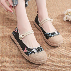 Women's Big Head Embroidered Old Beijing Cloth Single Canvas Shoes Newgew