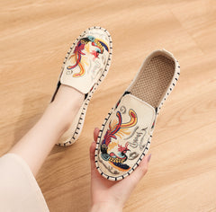 Women's Style Cloth Embroidered Flat Ancient Soft Canvas Shoes Newgew