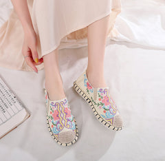 Women's Beijing Cloth Soft Bottom Ethnic Style Embroidery Canvas Shoes Newgew