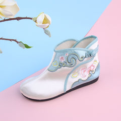 Women's Embroidered Cotton Chinese Style Autumn Canvas Shoes Newgew