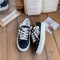 Women's Retro Green Harbor Style Minority White Sneakers Newgew