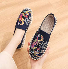 Women's Style Cloth Embroidered Flat Ancient Soft Canvas Shoes Newgew
