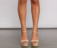 The Classic Diva Platform Block Heels Newgew