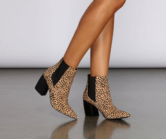 She Bites Chelsea Boots Newgew