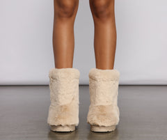 Cozy and Chic Sherpa Booties Newgew