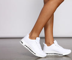 Keep on Moving On Basic Sneakers Newgew