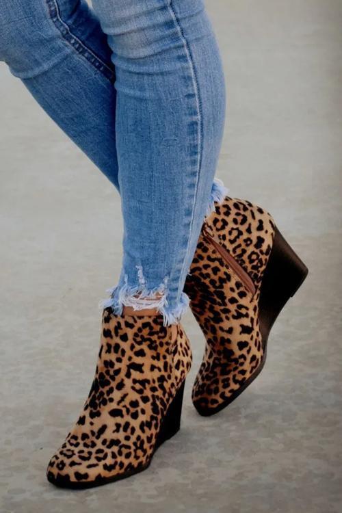 Side Slit Wedge Bootie Newgew