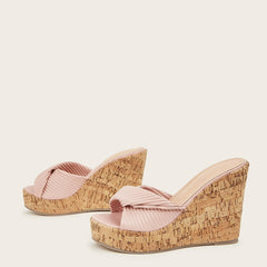 Newbella	Wedge Wrinkle Sandals Newgew