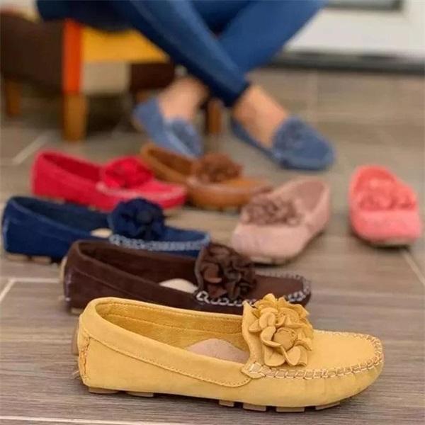 Comfy Slip-On Flower Suede Loafers Pairmore