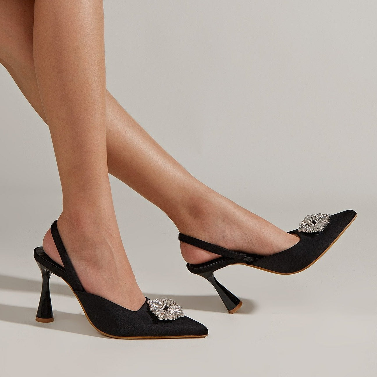 NeHigh-heeled Pointed Toe Rhinestone Buckle Shoes Newgew