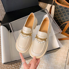 Eliana Genuine Leather Loafers with Chain and Pearl NEW GEW