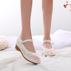 Women's Chinese Style Embroidered Cotton Tea Specialist Canvas Shoes Newgew