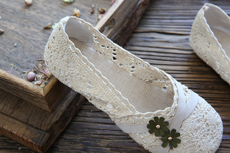 Women Retro Flower Hollow Cotton Linen Flats Newgew Shoes