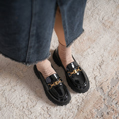 Women Chain Solid Glossy Leather Casual Loafers Newgew Shoes