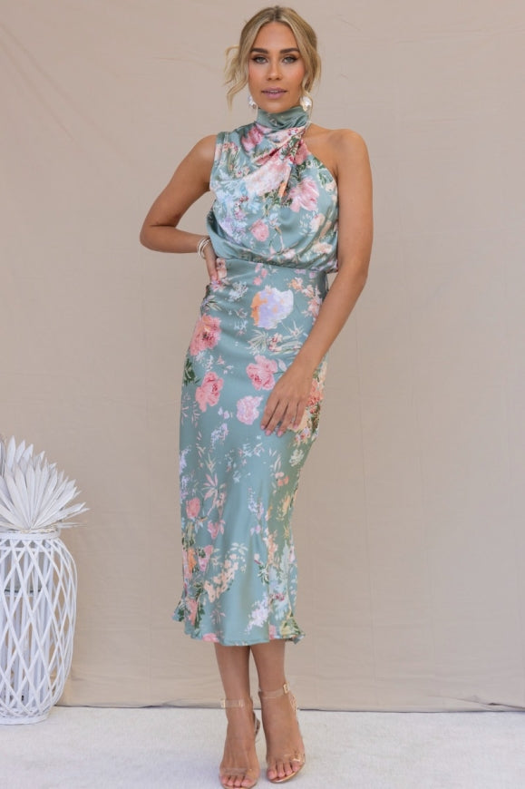 Wine Country Dates Floral Halter Neck Elastic Waist Maxi Dress Newgew Dresses