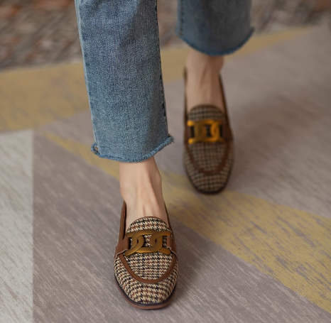 Promise Badge Plaid Loafers Newgew