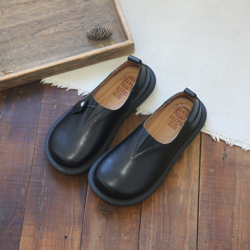 Women Retro Solid Soft Leather Flat Casual Shoes Newgew Shoes