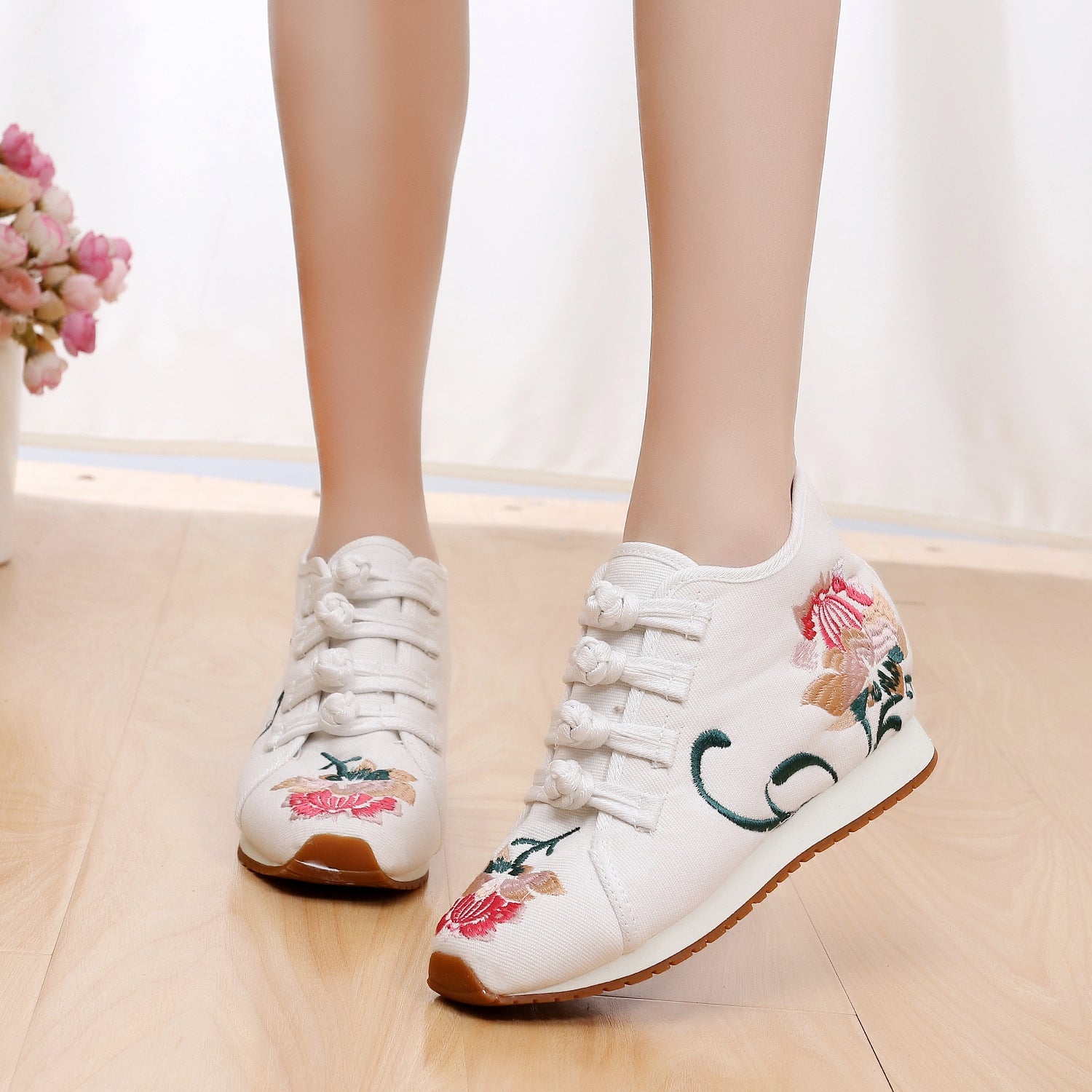 Women's Buckle Female Cloth Ethnic Style Canvas Shoes Newgew