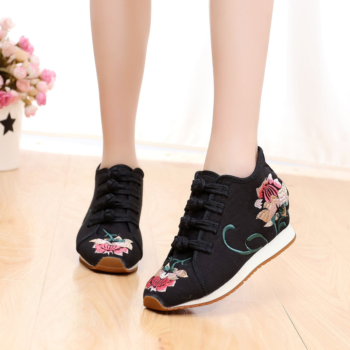 Women's Buckle Female Cloth Ethnic Style Canvas Shoes Newgew