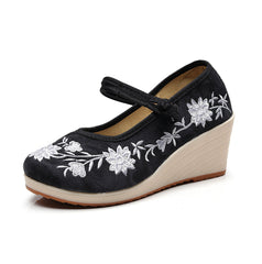 Old Beijing Cloth Ethnic Style Embroidered Canvas Shoes Newgew