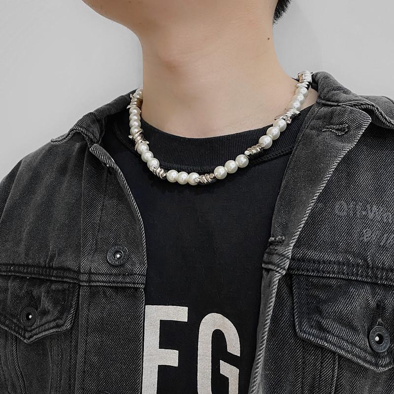 Barbed Wire Faux Pearl Necklace Newgew