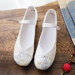 Women's Cloth Embroidered Height Increasing Insole Elegant Canvas Shoes Newgew