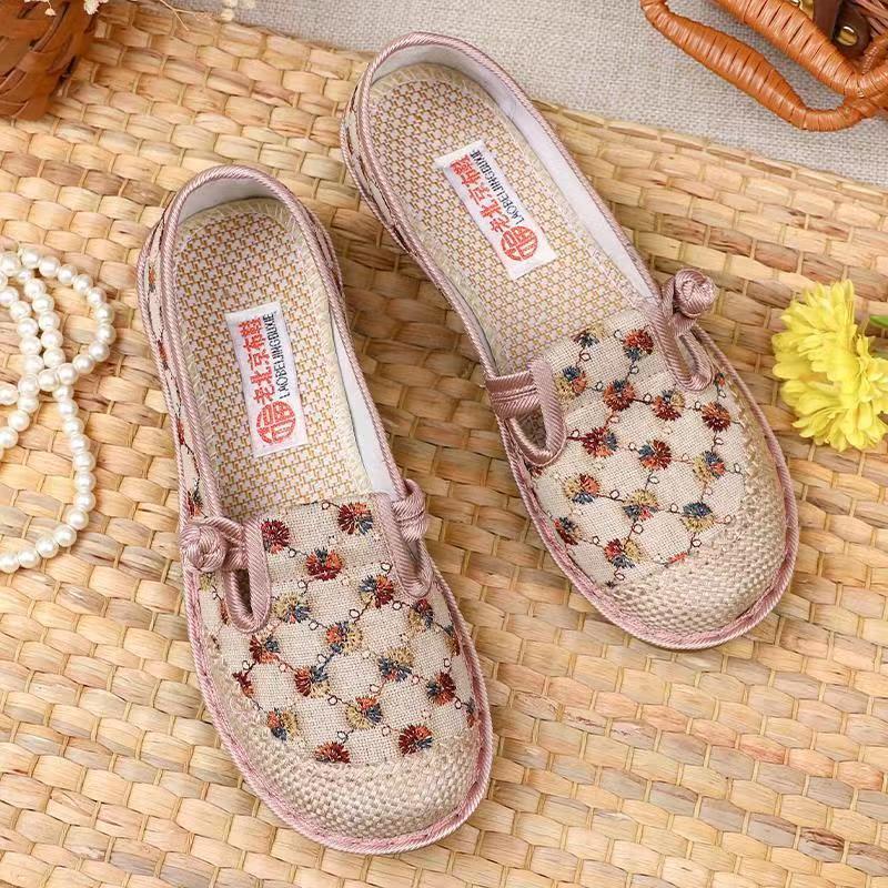 Women's Old Beijing Cloth Embroidered Ethnic Style Woven Soft Canvas Shoes Newgew