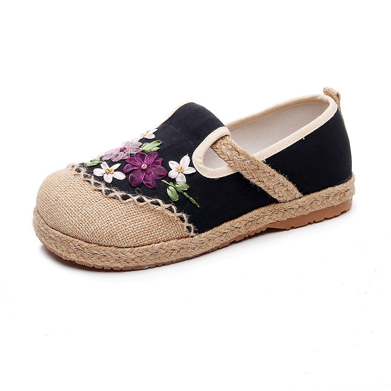 Women's Style Ribbon Embroidery Floral Pattern Ancient Canvas Shoes Newgew