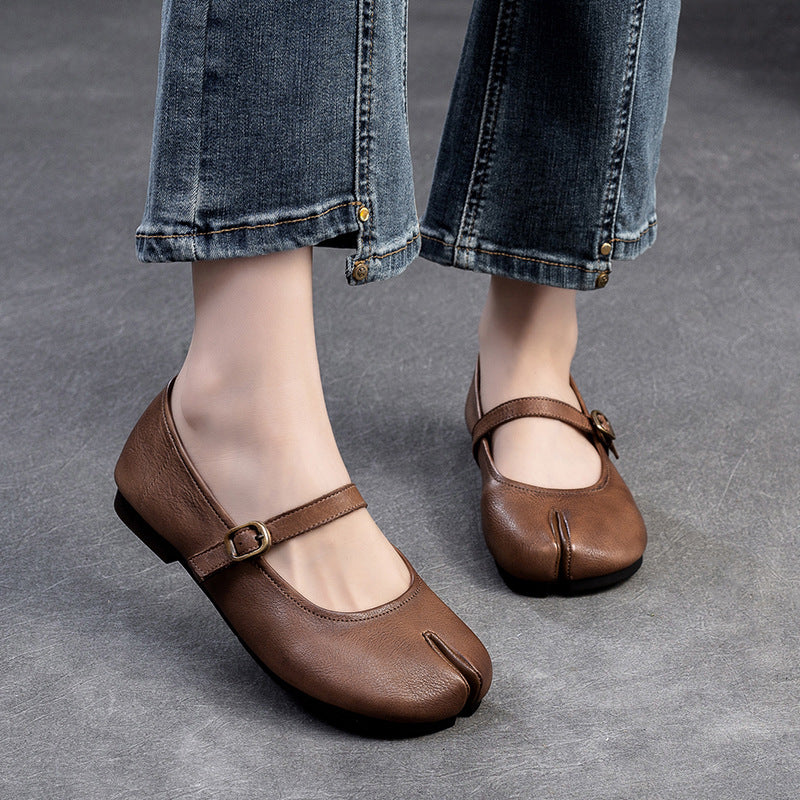 Women Retro Leather Soft Casual Buckle Flats Newgew Shoes