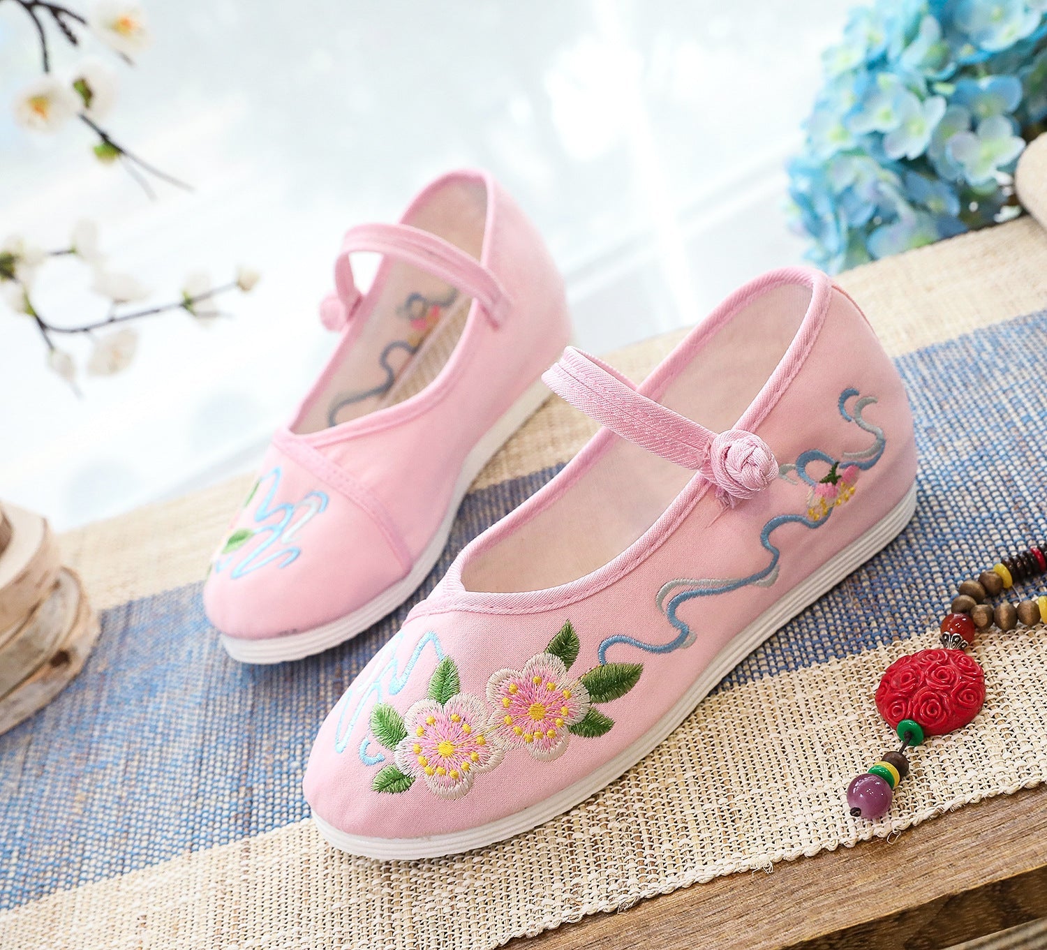 Women's Clothing Embroidered Buckle Height Increasing Insole Canvas Shoes Newgew