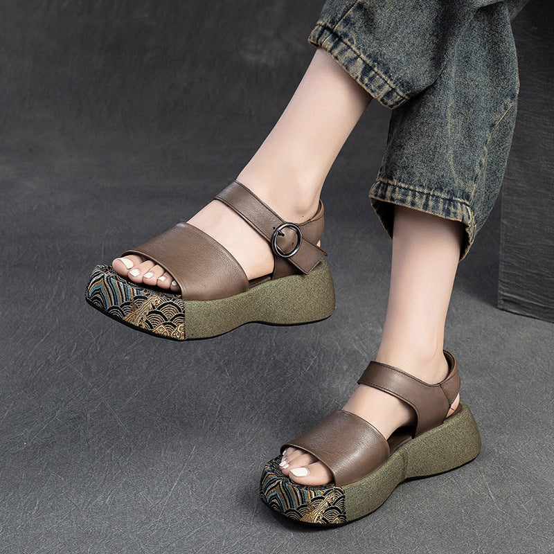 Women Retro Pattern Leather Thick Soled Casual Sandals Newgew Shoes