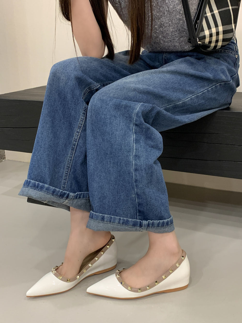 French pointed-toe shallow rivet single shoes NewGew