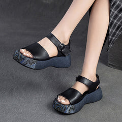 Women Retro Pattern Leather Thick Soled Casual Sandals Newgew Shoes