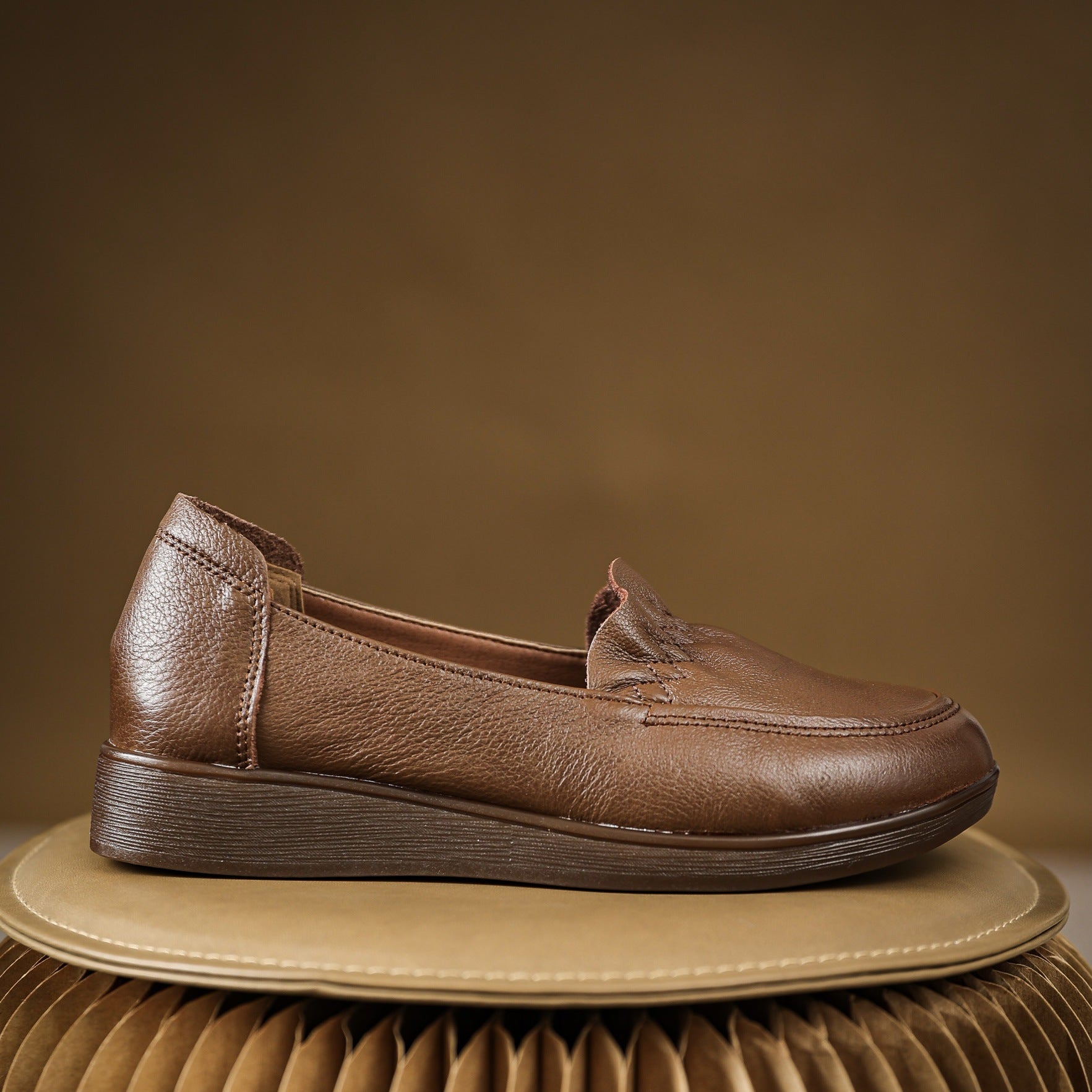 Women Retro Leather Soft Antislip Casual Shoes Newgew Shoes