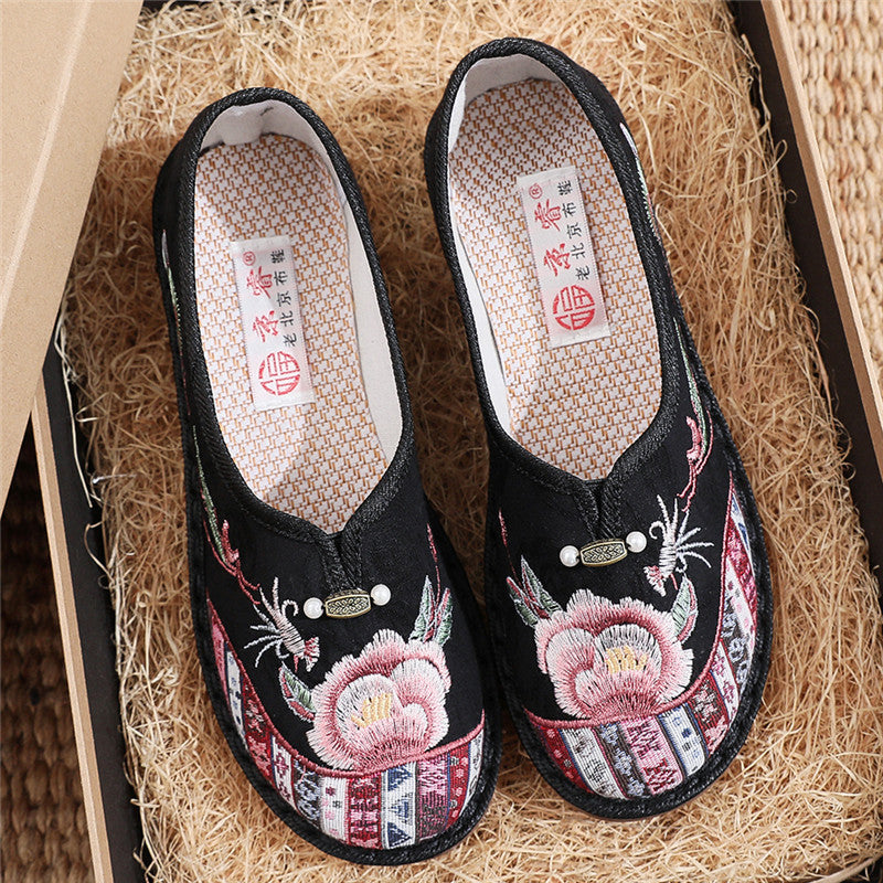 Women's Chinese Style Old Beijing Cloth Mother Canvas Shoes Newgew