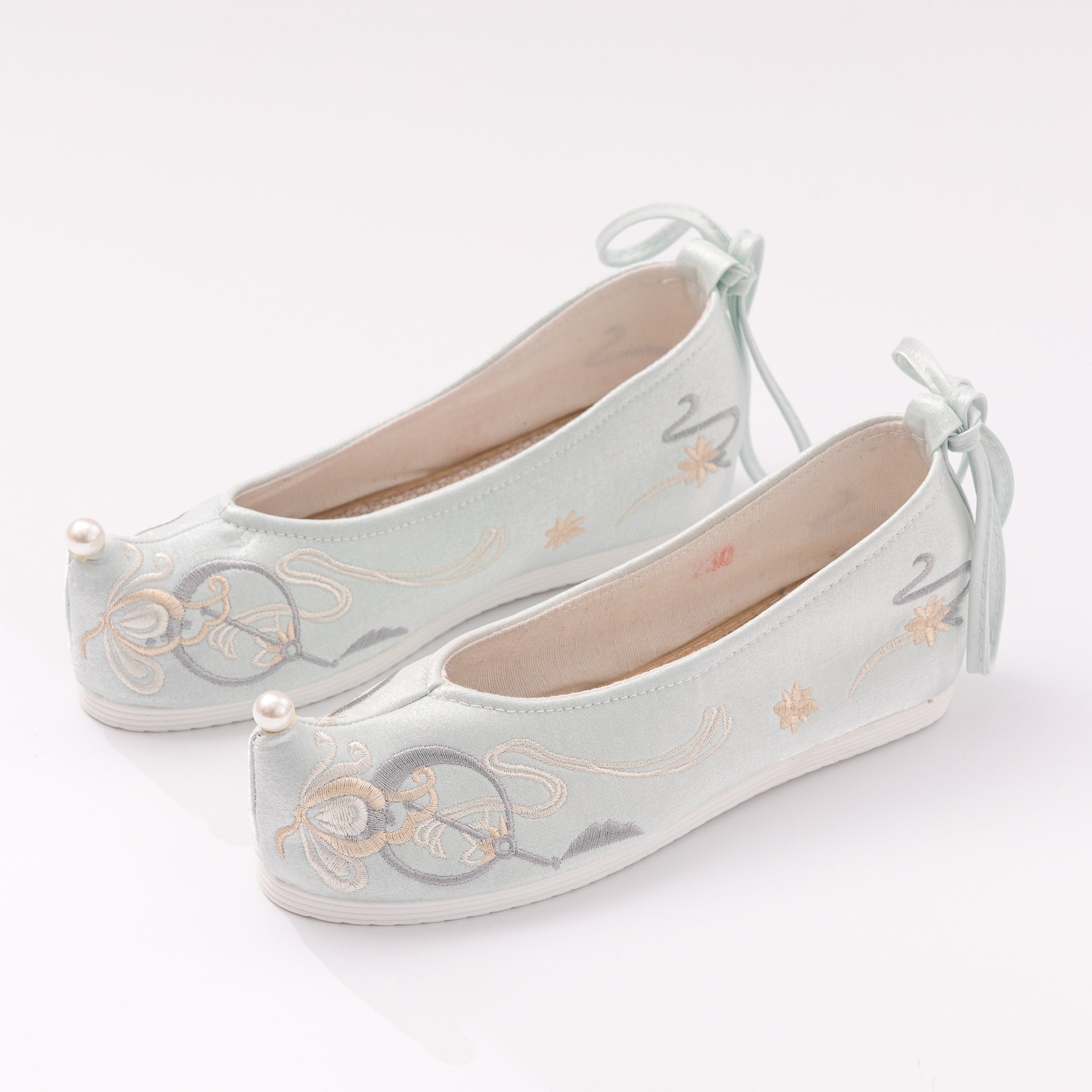 Women's Rouge Magpie Song Drifting Butterfly Ancient Canvas Shoes Newgew