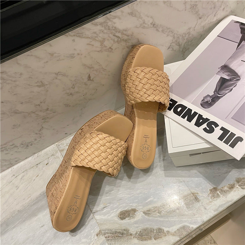 Retro straw platform slippers NewGew