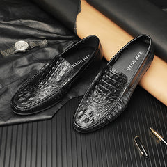 Men Classic Embossing Cowhide Casual Slip-On Loafers Newgew Shoes