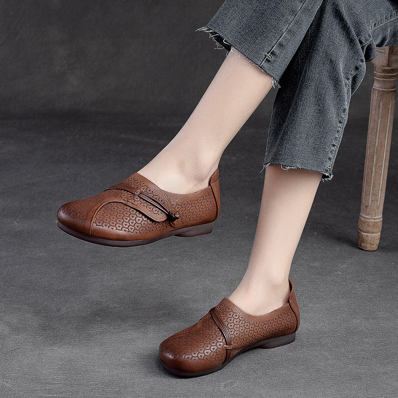 Women Retro Figured Leather Soft Casual Flats Newgew Shoes