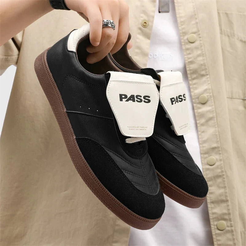 'Pass' Classic Long Tongue Sneakers Newgew