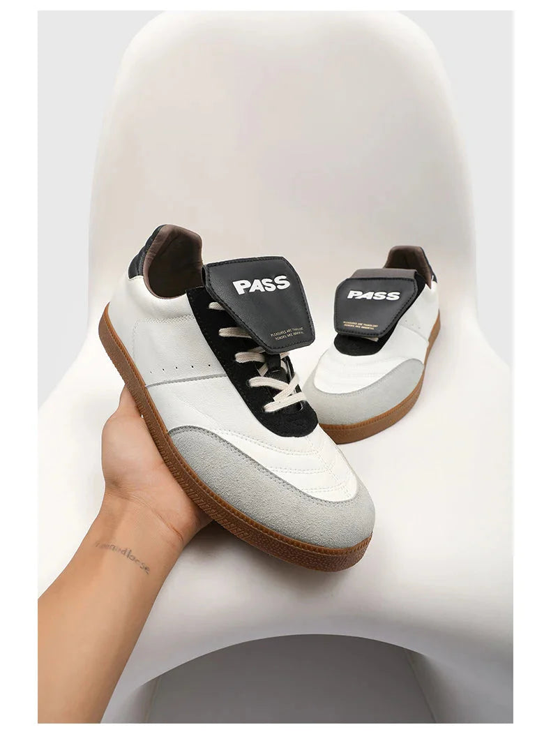 'Pass' Classic Long Tongue Sneakers Newgew