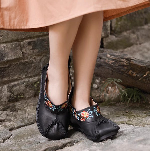 Retro Women Slip-On Embroidered Ethnic Style Genuine Leather Shoes Newgew Shoes