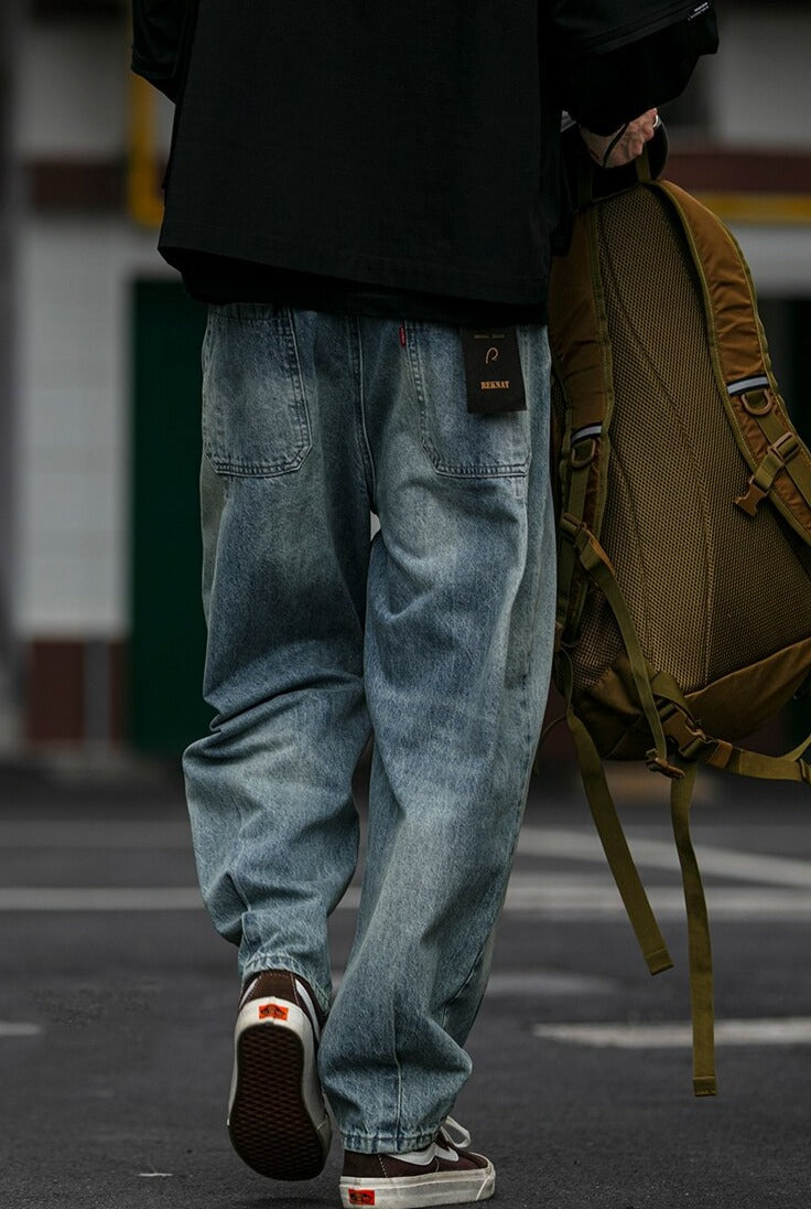 REKNAT Tapered Jeans with Keychain Newgew