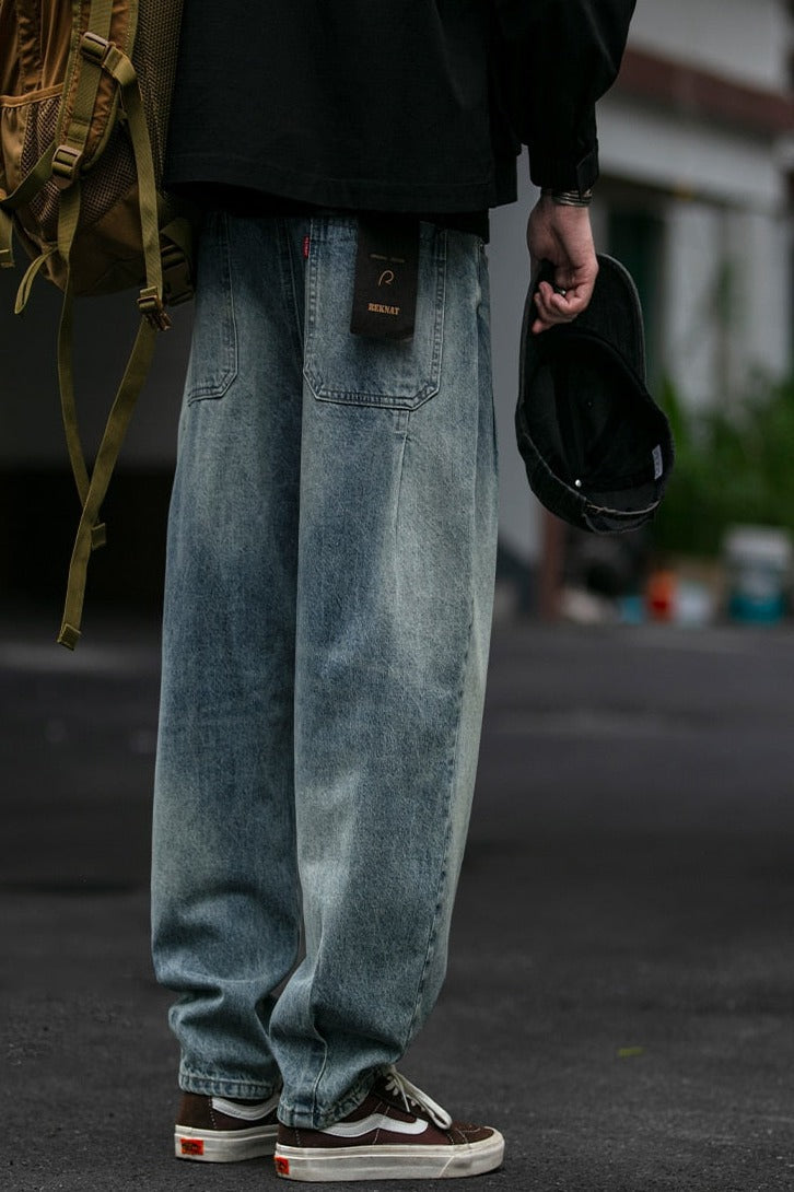 REKNAT Tapered Jeans with Keychain Newgew