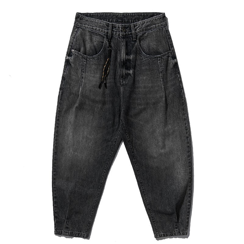 REKNAT Tapered Jeans with Keychain Newgew