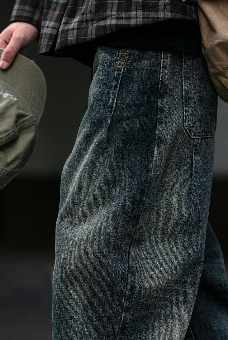 REKNAT Tapered Jeans with Keychain Newgew